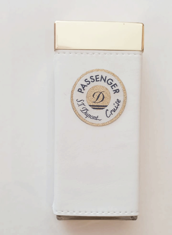 EAUDEPERFUME_passenger